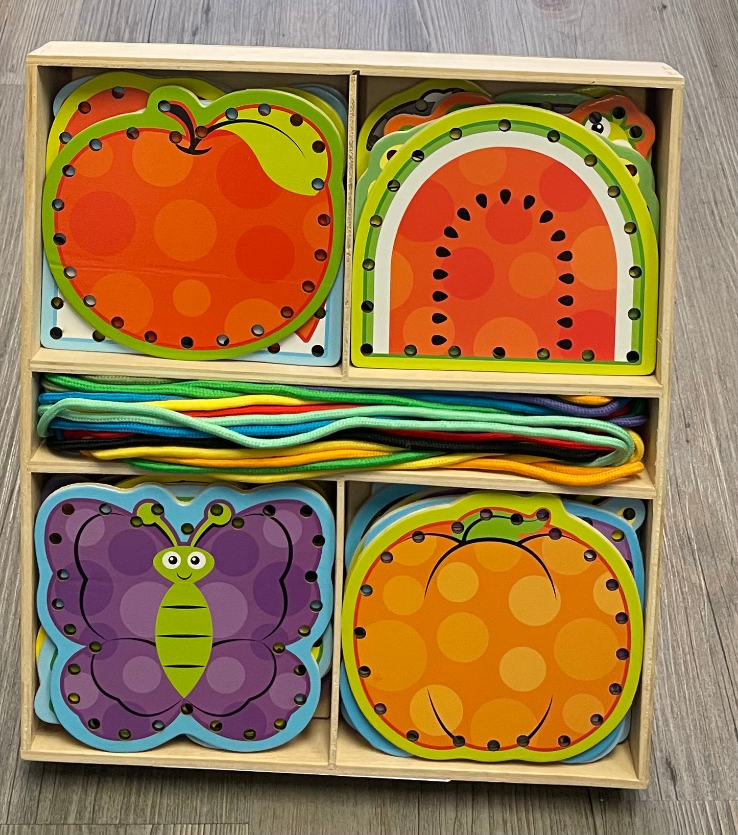 Multi M&D Wooden Alphabet Lacin, 3Y+
