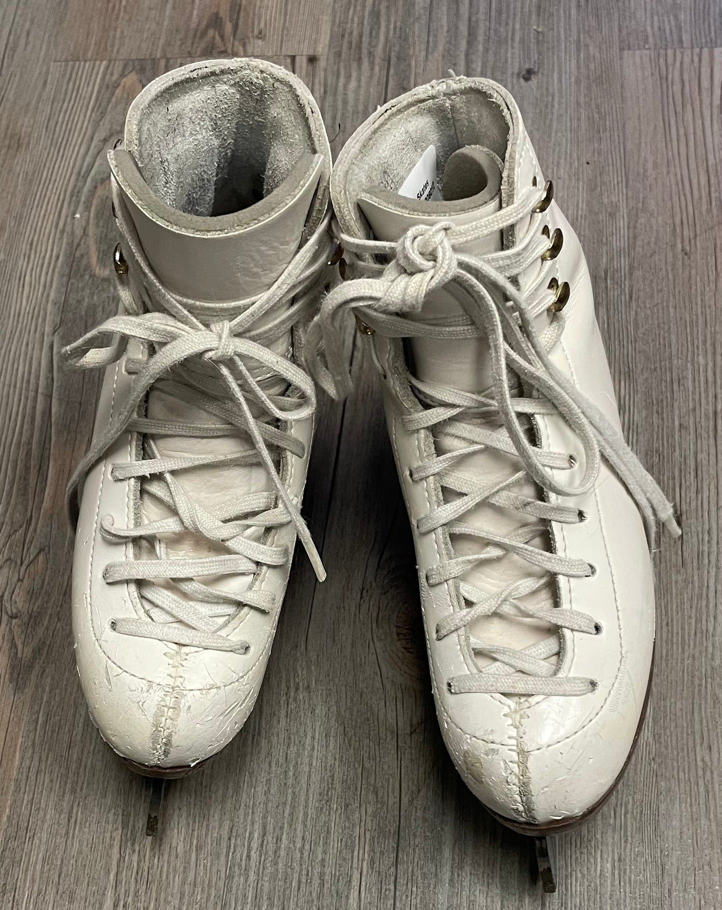 White Gam Figure Skates, 13Y