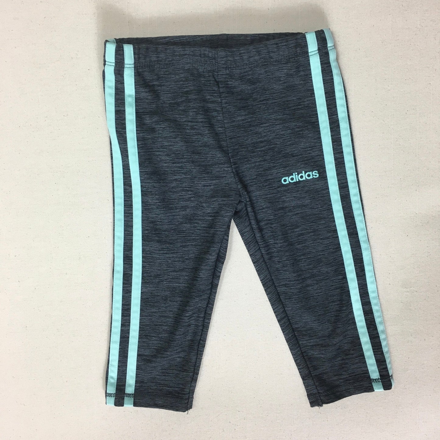 G/ Grey 2pcs Adidas Sport, 3Y