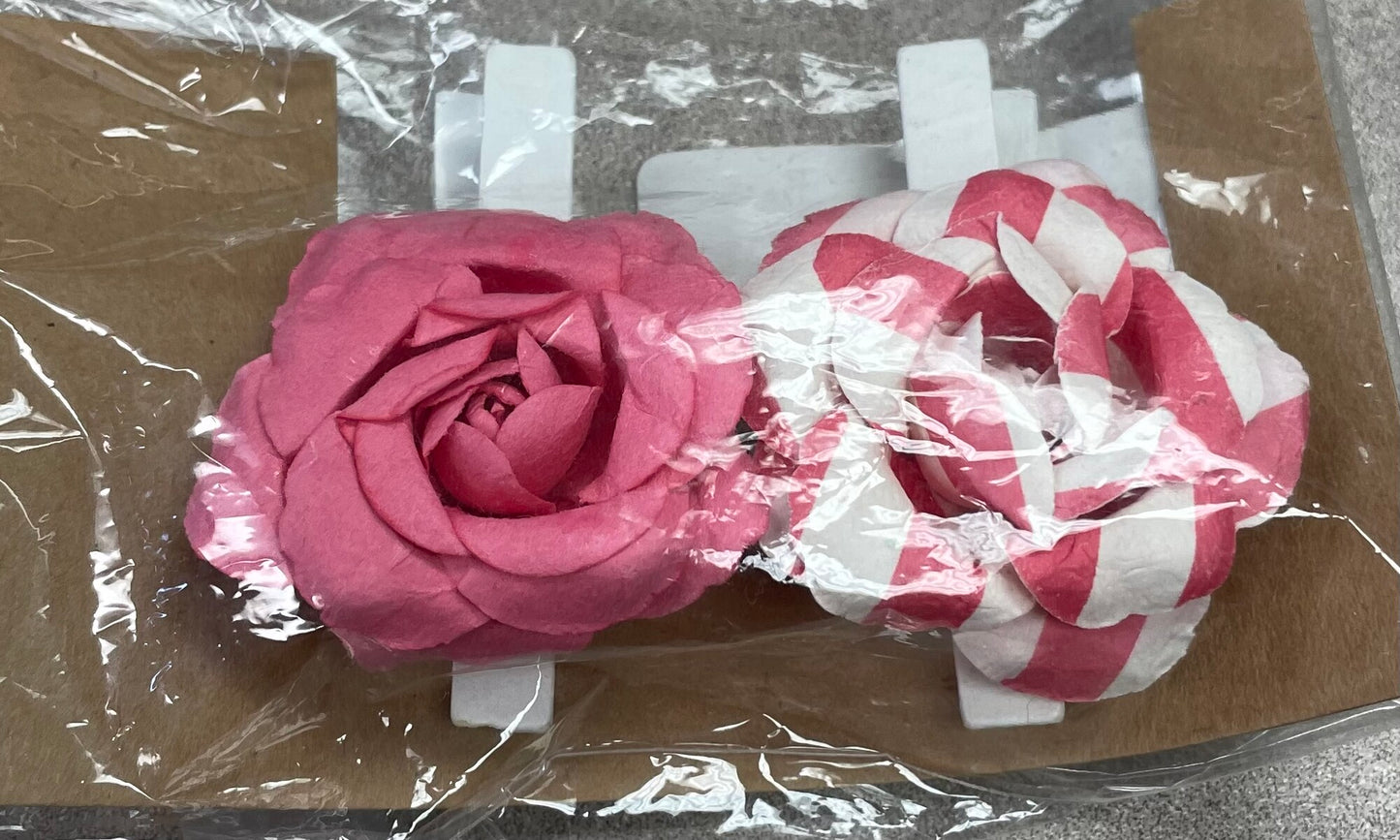 Pink Flower Clothes Pins, None
