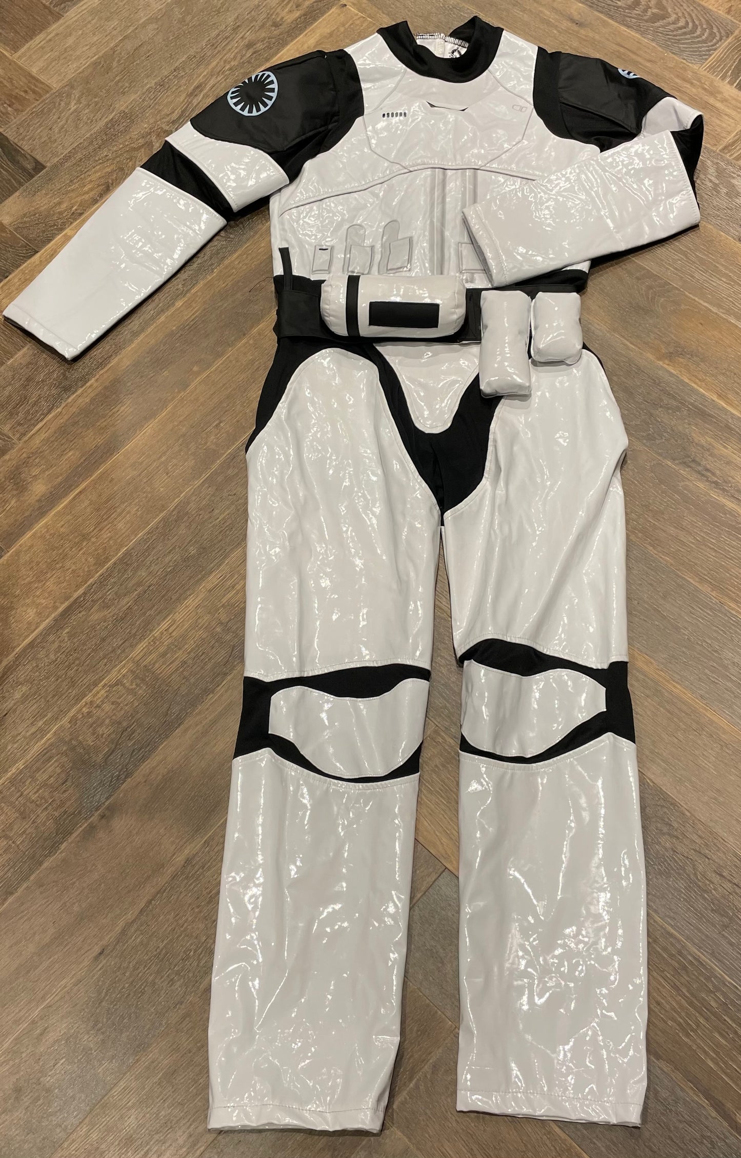 White Disney Stormtrooper, 9-10Y