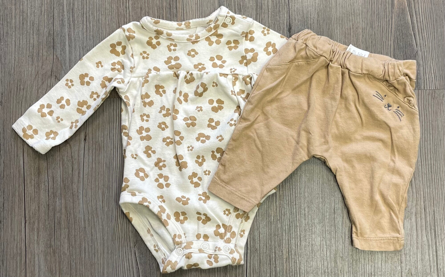 Brown Carters 2pc Set, 3M