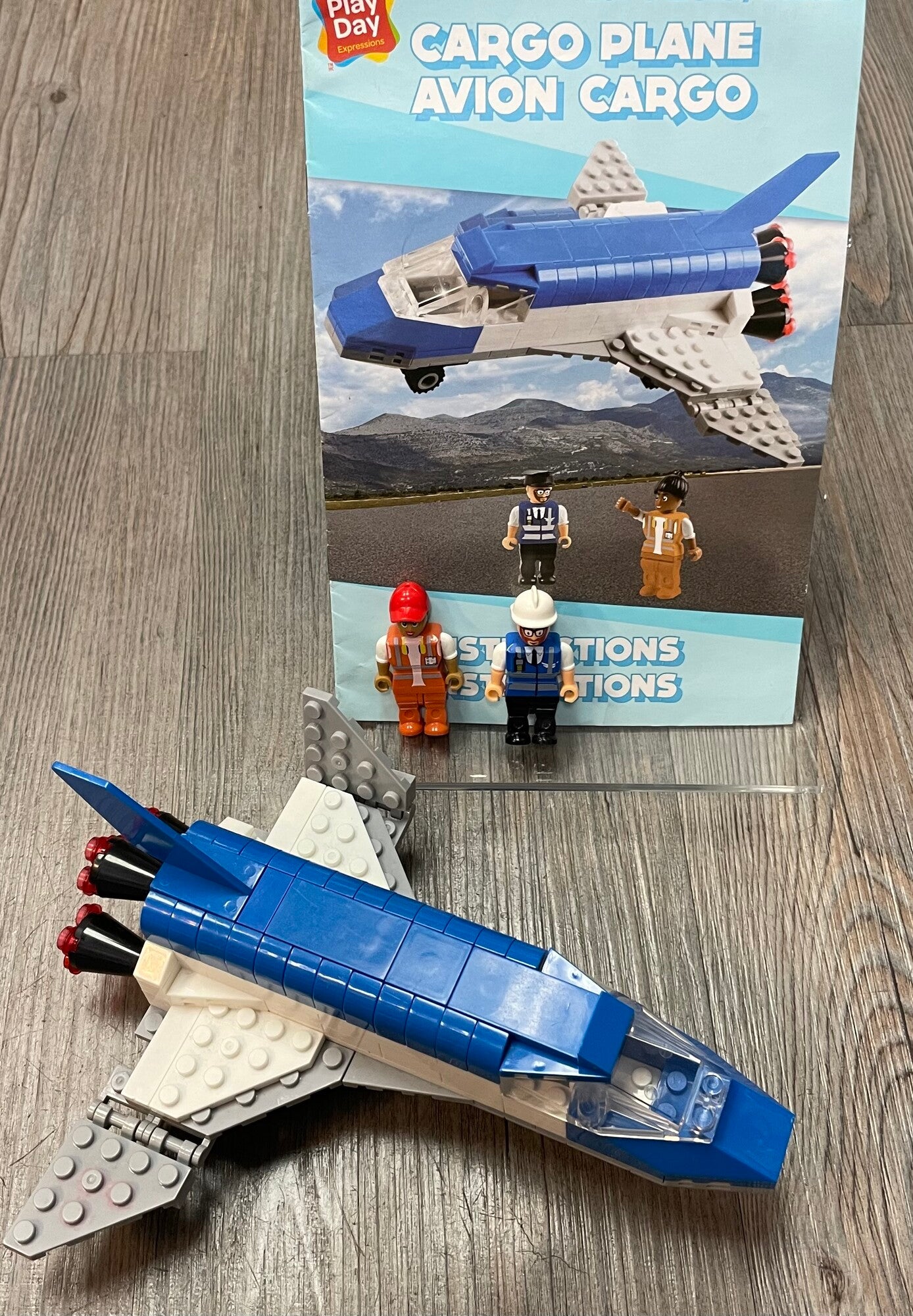 Multi Cargo Plane Building Set, Pre-owned