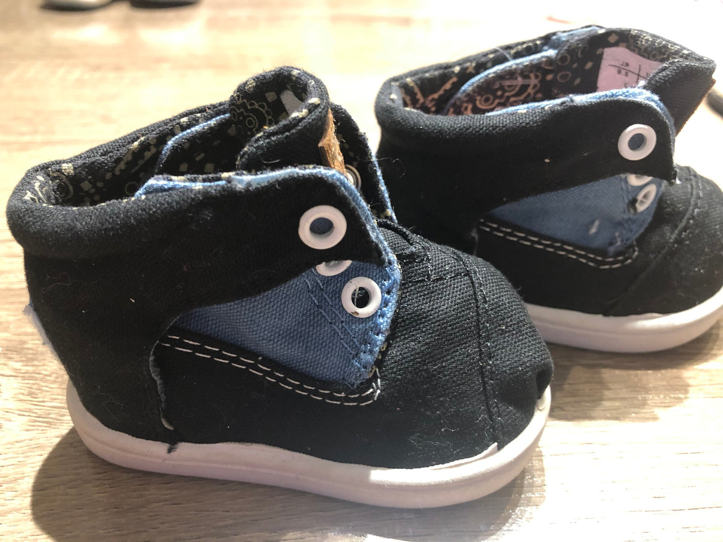 Black Toms Hightop Infant Shoes, 2T