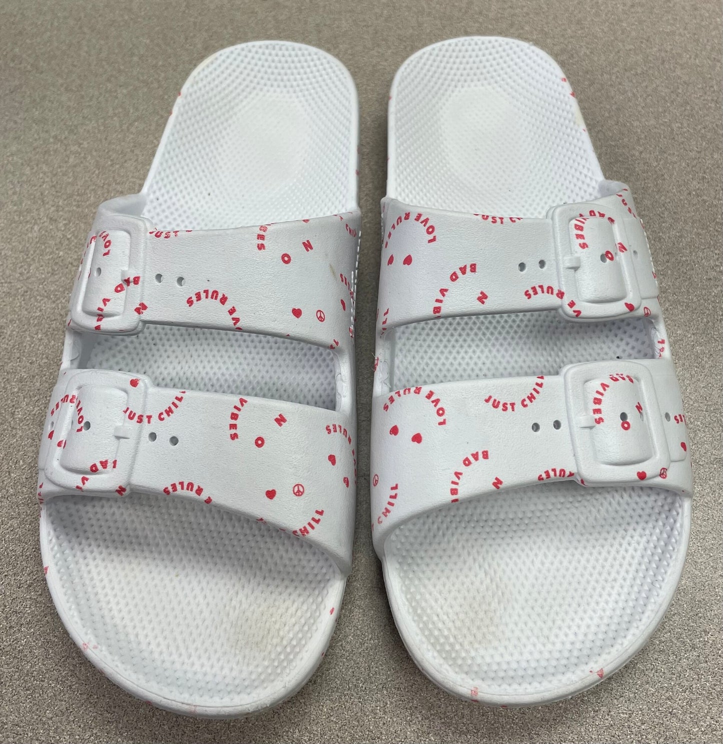 White Freedom Moses Slides, 3-4Y