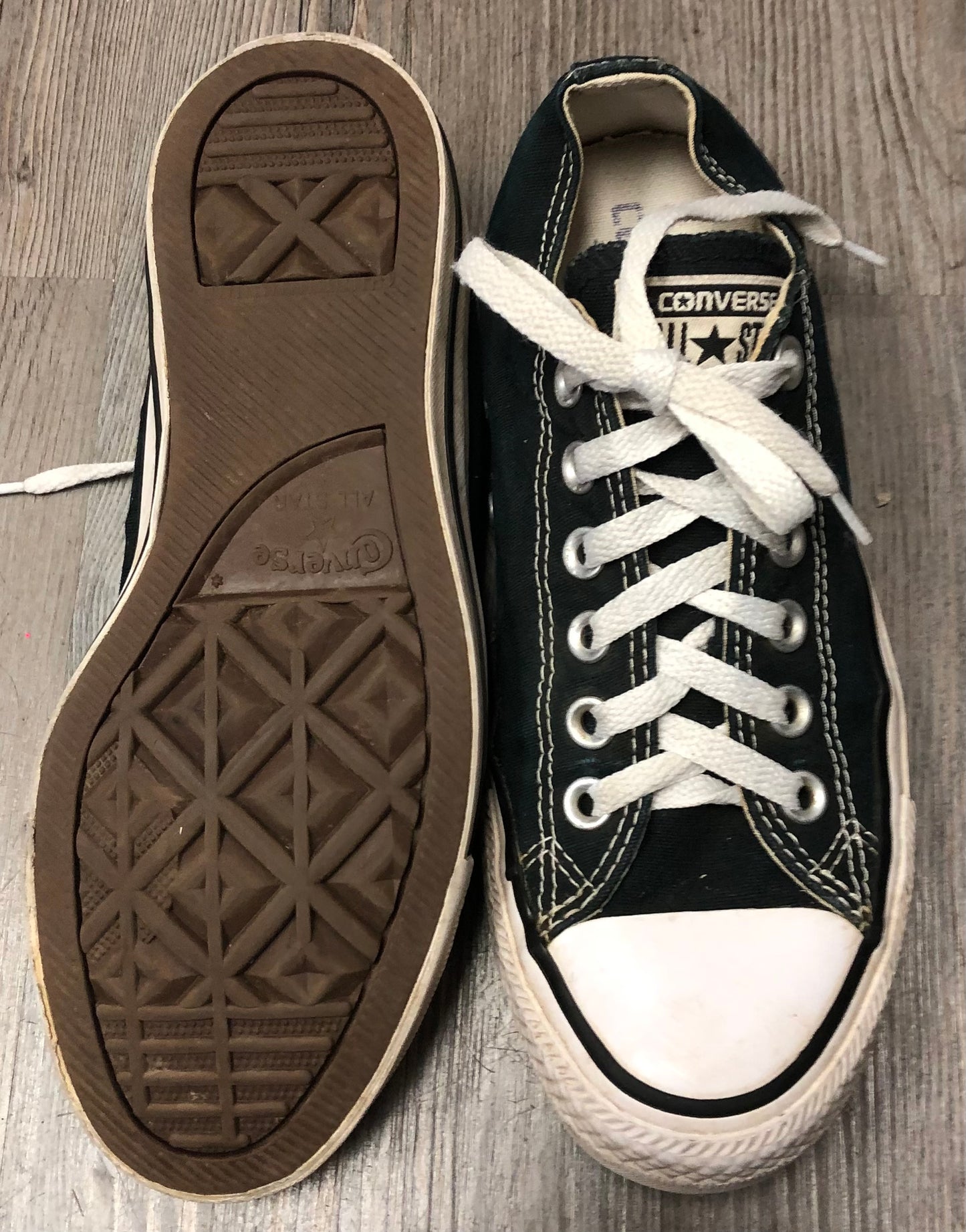 Black Converse, 7.5Y