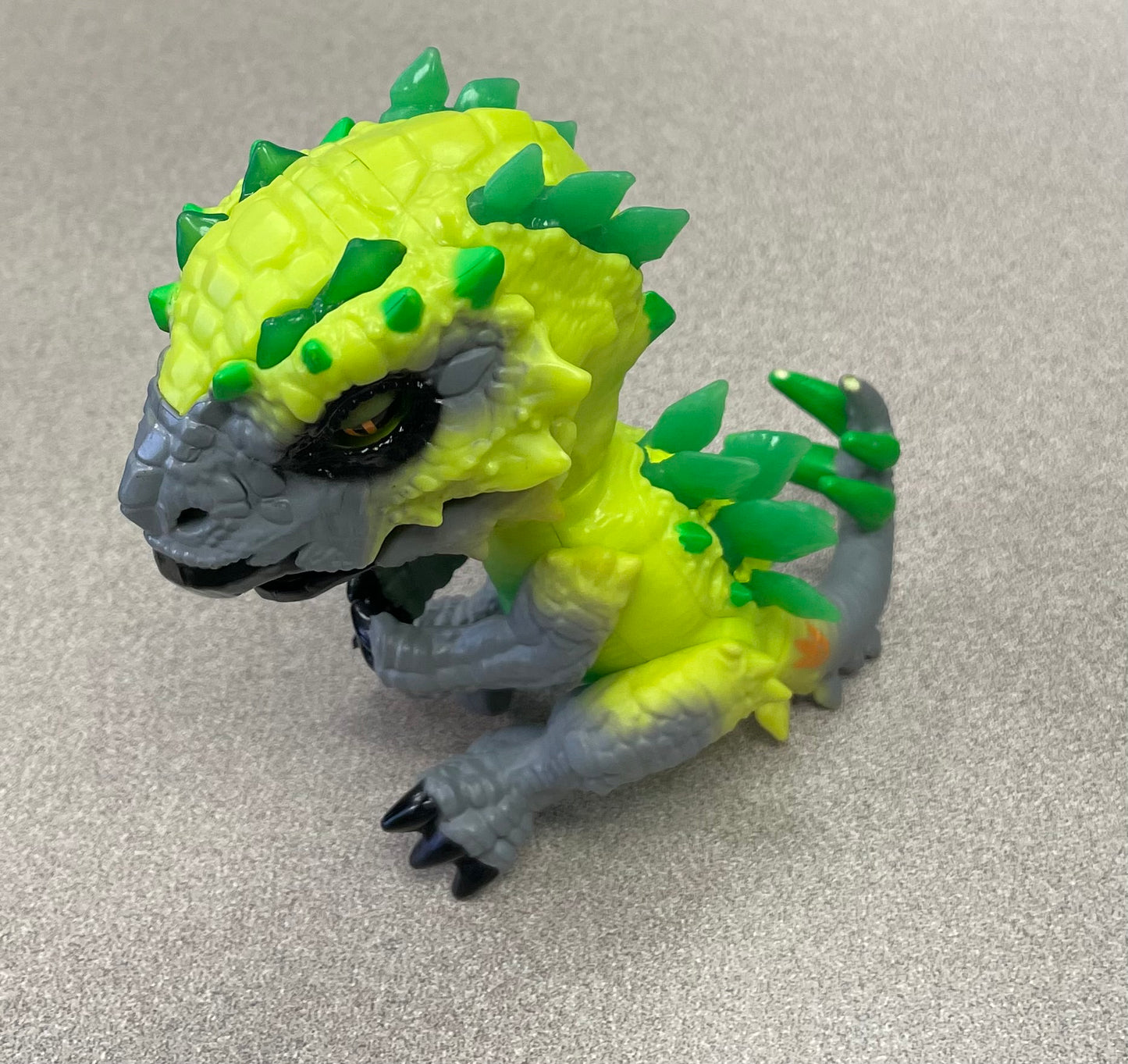 Green Fingerling Untamed Raptor, None