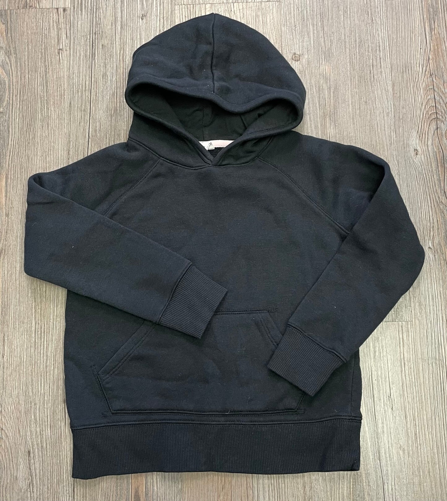 Black Amazon Essenials Hoodie, 6-7Y