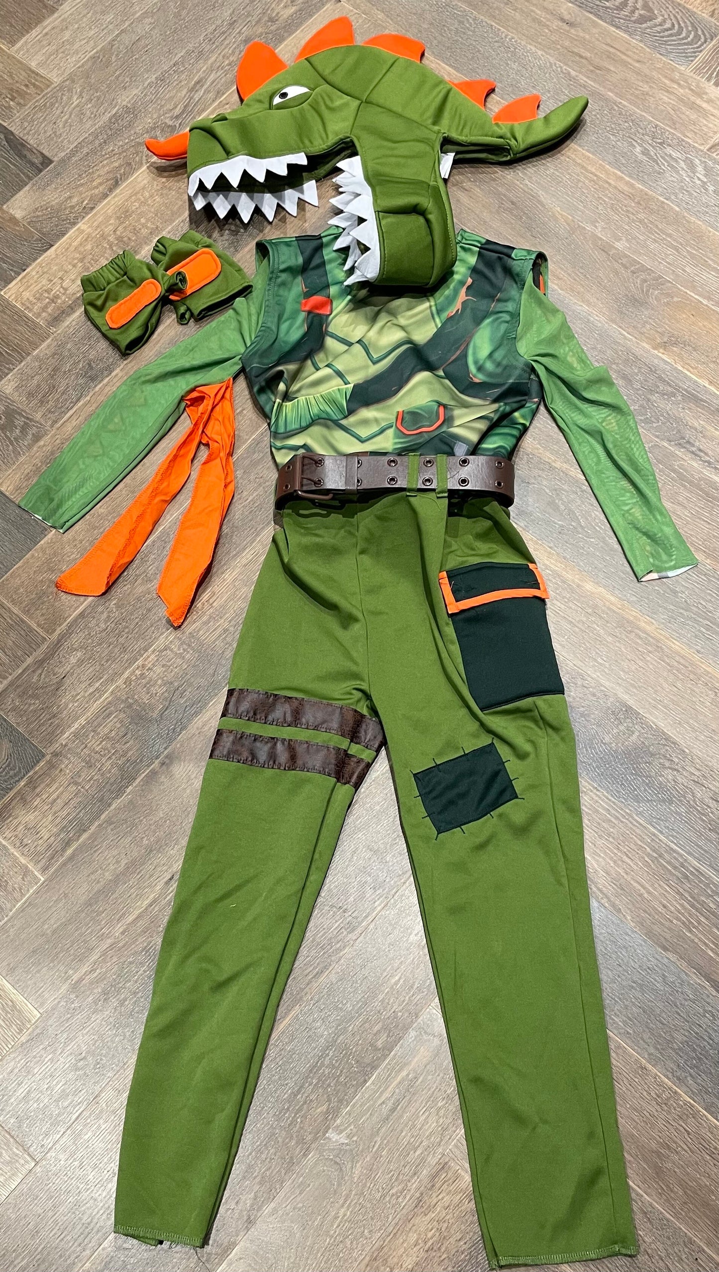 Green Fortnite Rex, 9-10Y