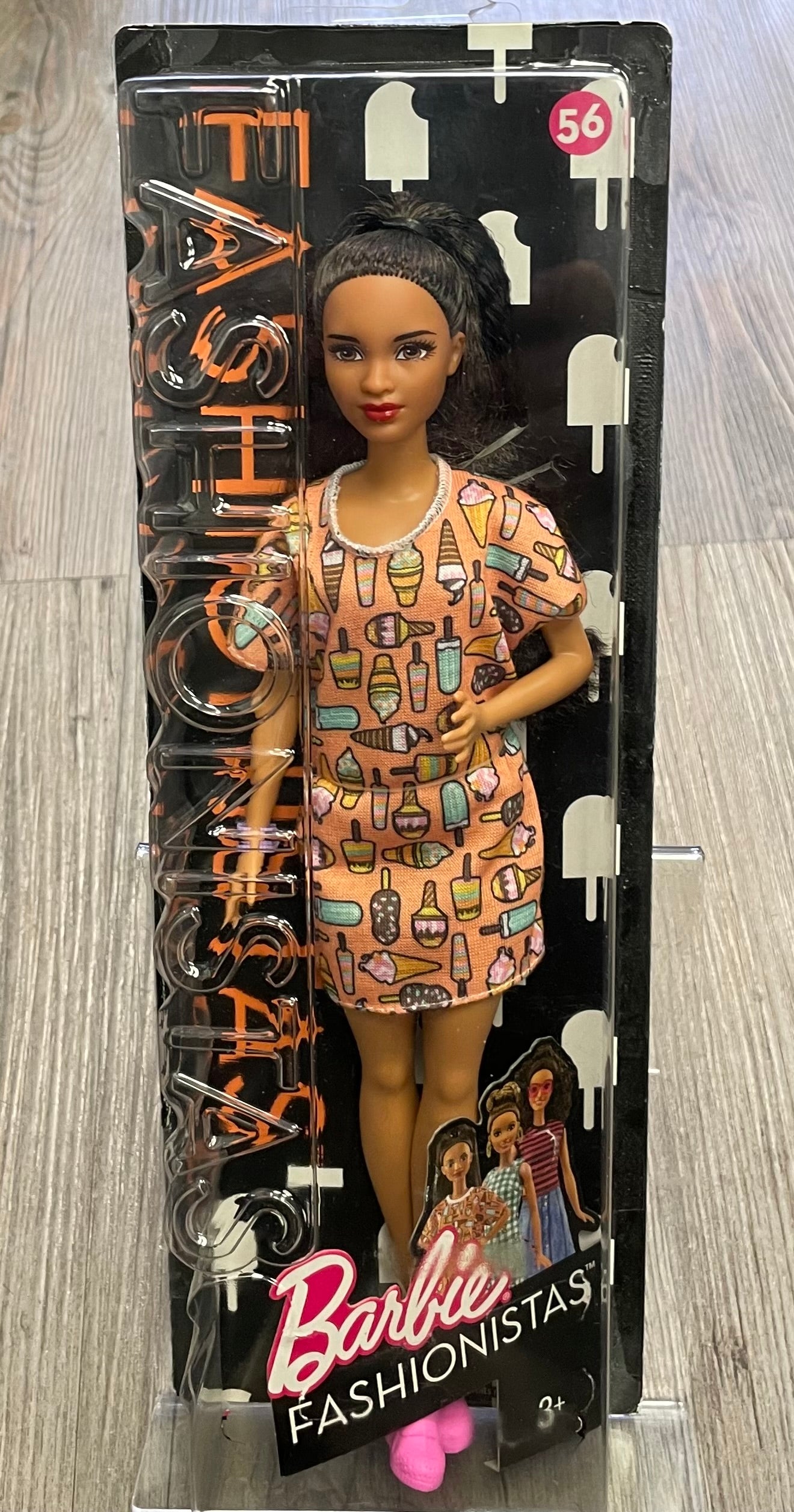 Multi Fashionista Barbie #56, NEW