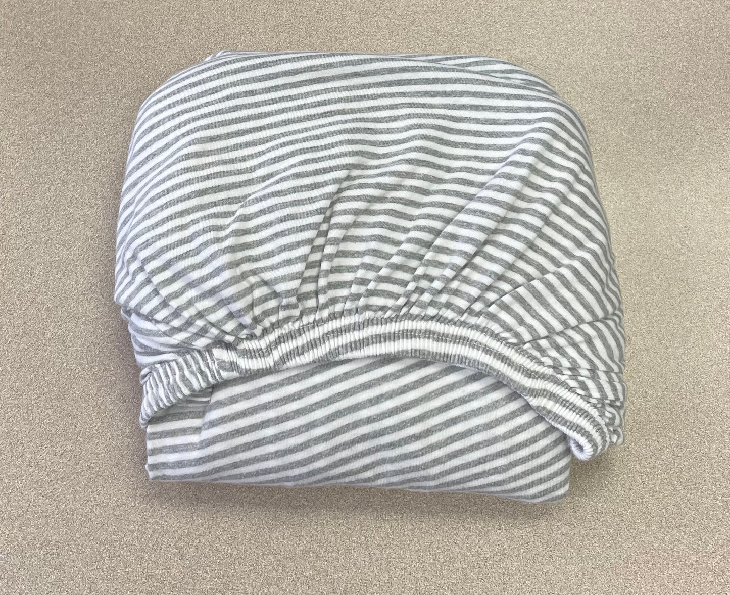 Grey Burts Bees Crib Sheet, Pre-owned