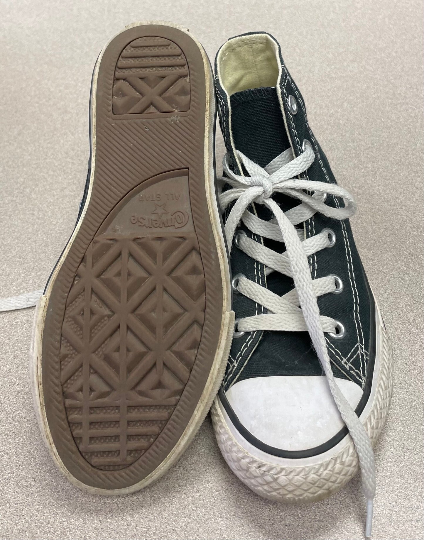 Black Converse Hightop, 13Y