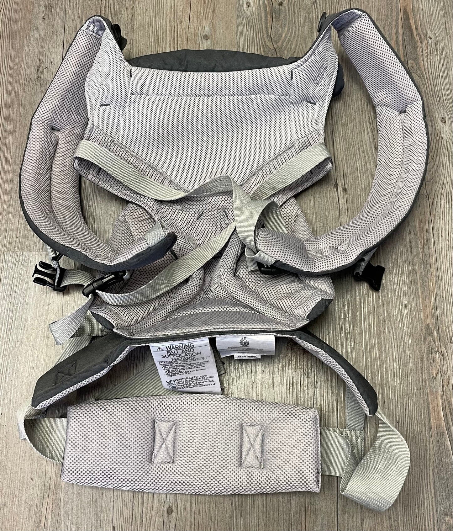 Grey Ergo 360 Baby Carrier Coo, Pre-owned