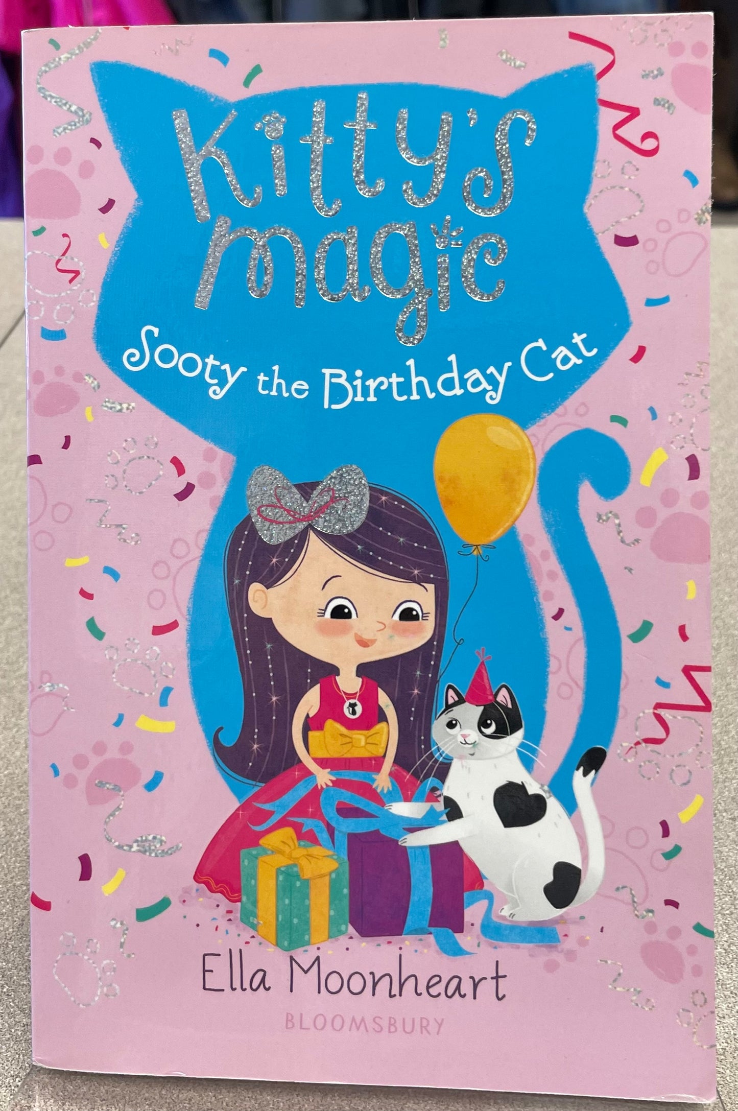 Multi Kittys Magic, Paperback