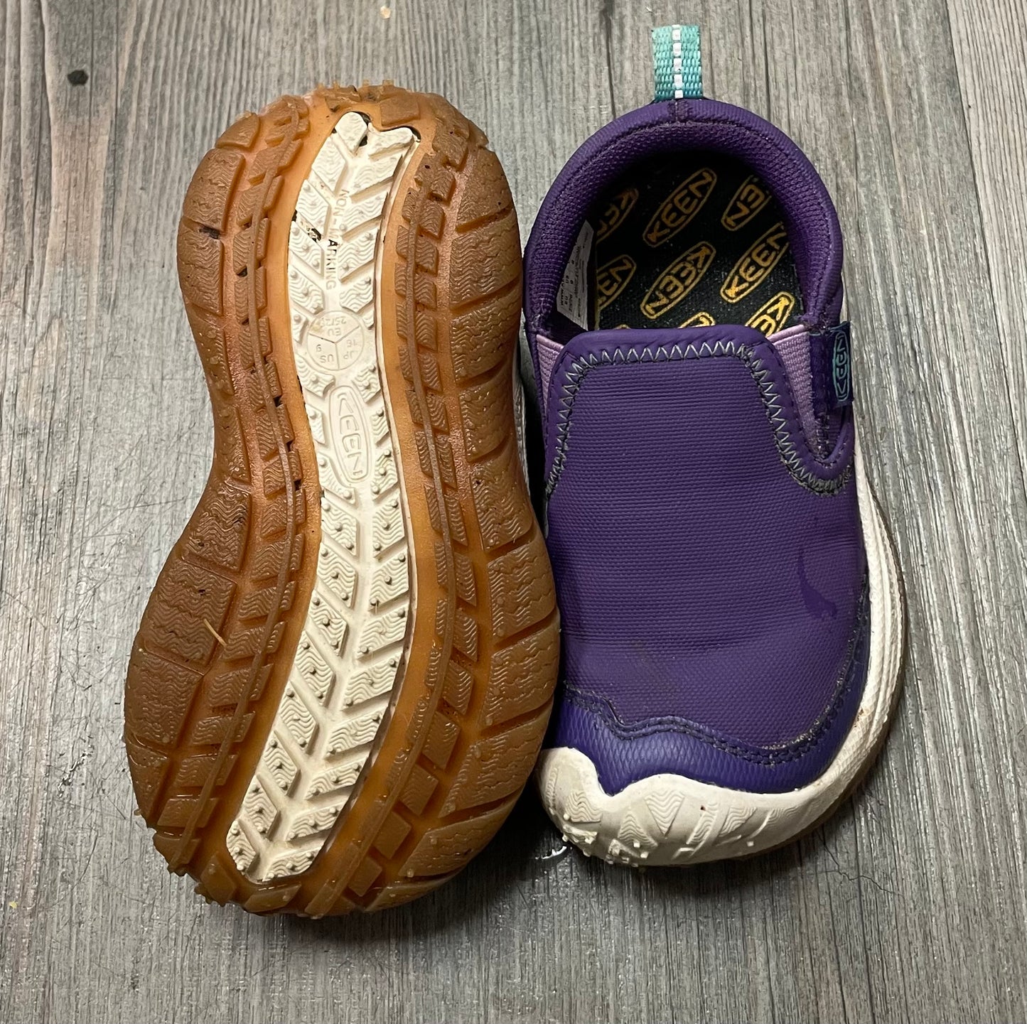 Purple Keens Slip On Shoes, 9T