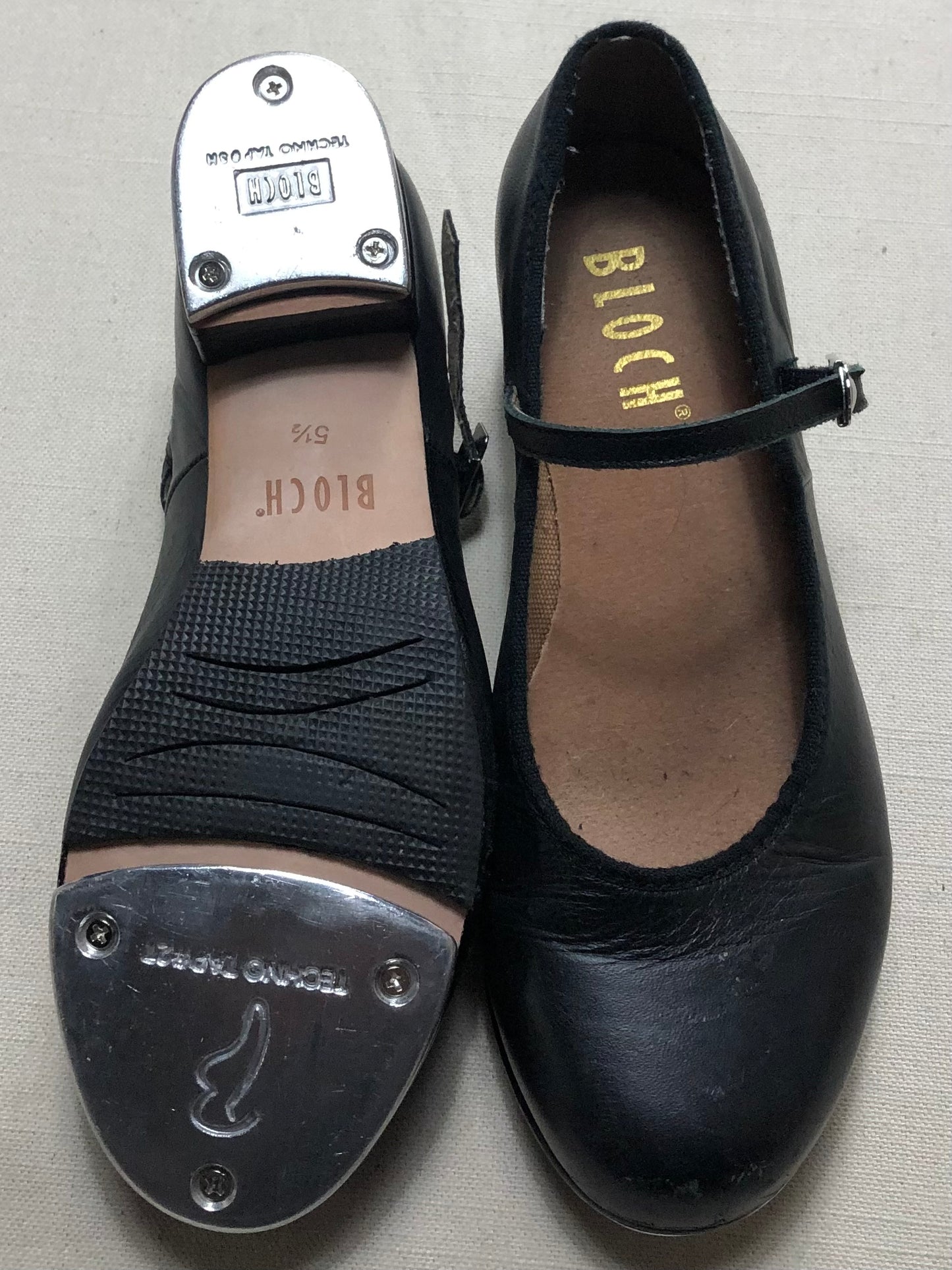 Black Bloch Tap Shoes, 5.5Y