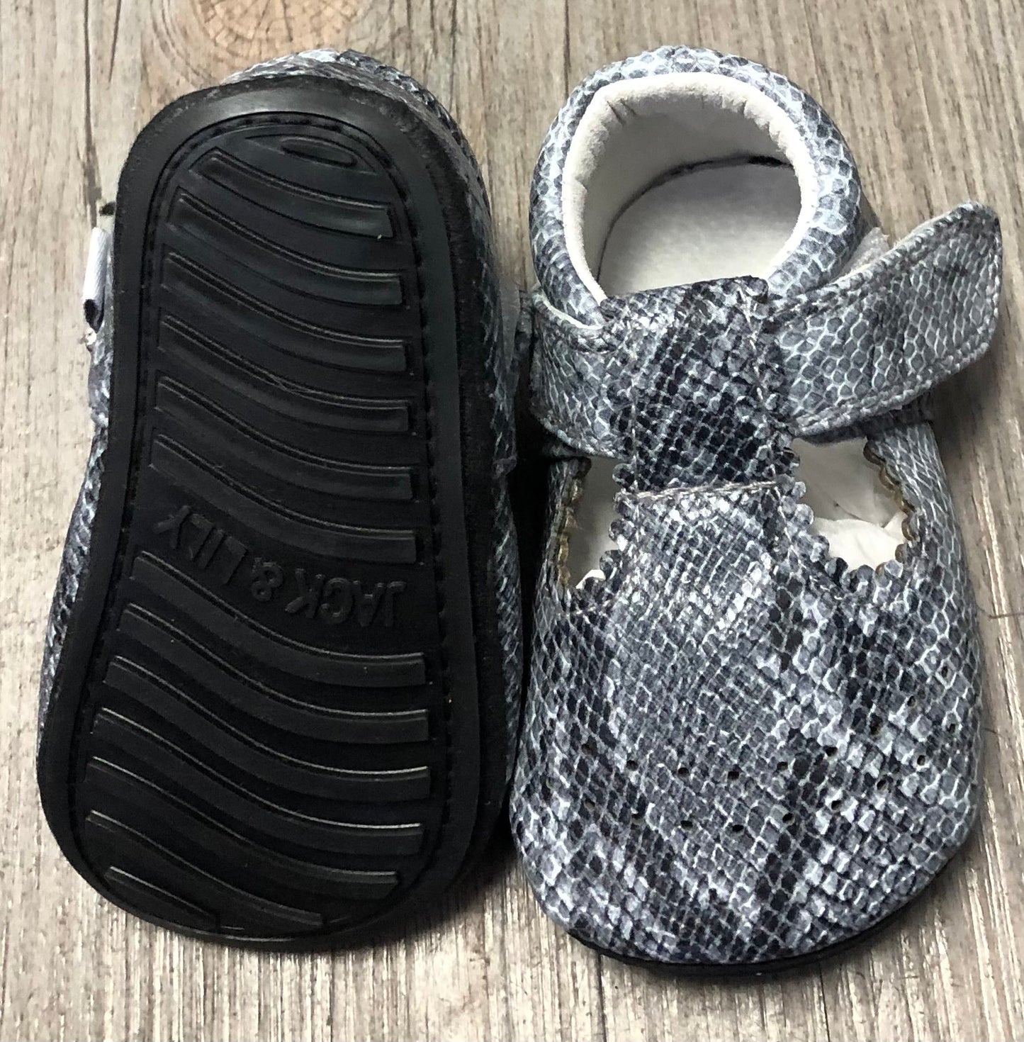 Grey Jack & Lily - My Mocs, 6-12M