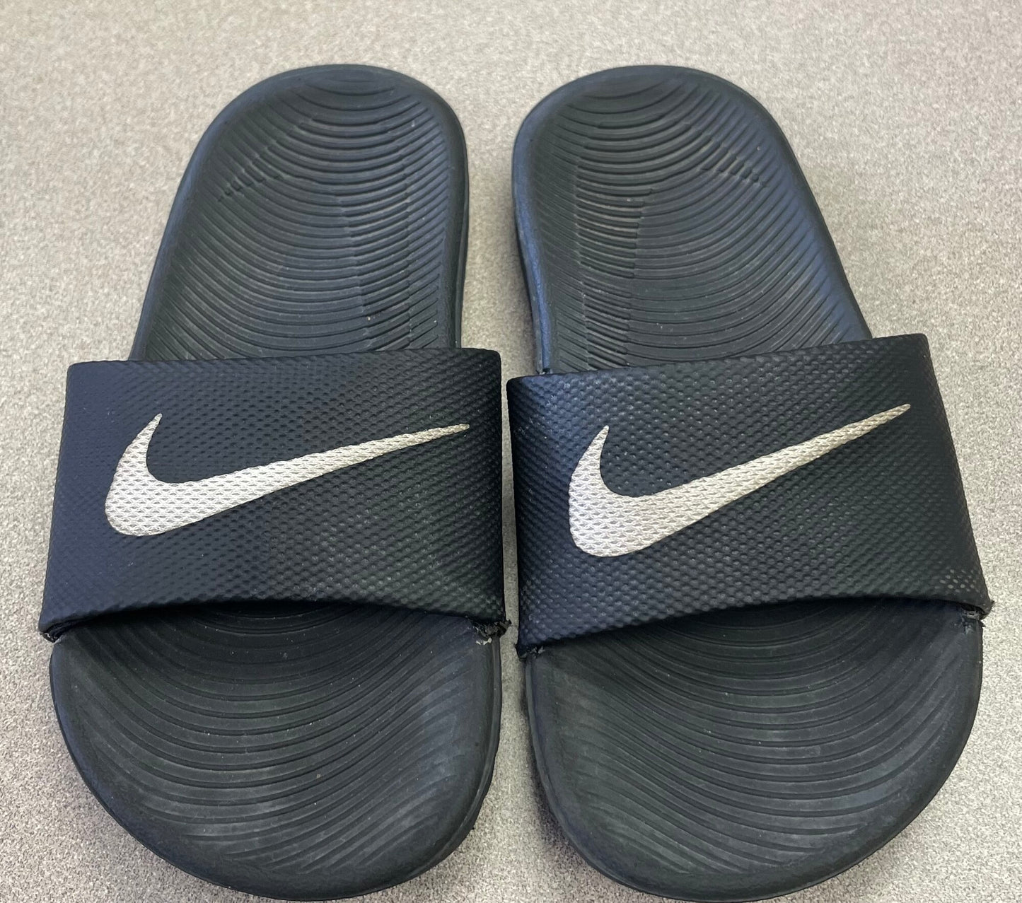 Black Nike Slides, 11Y