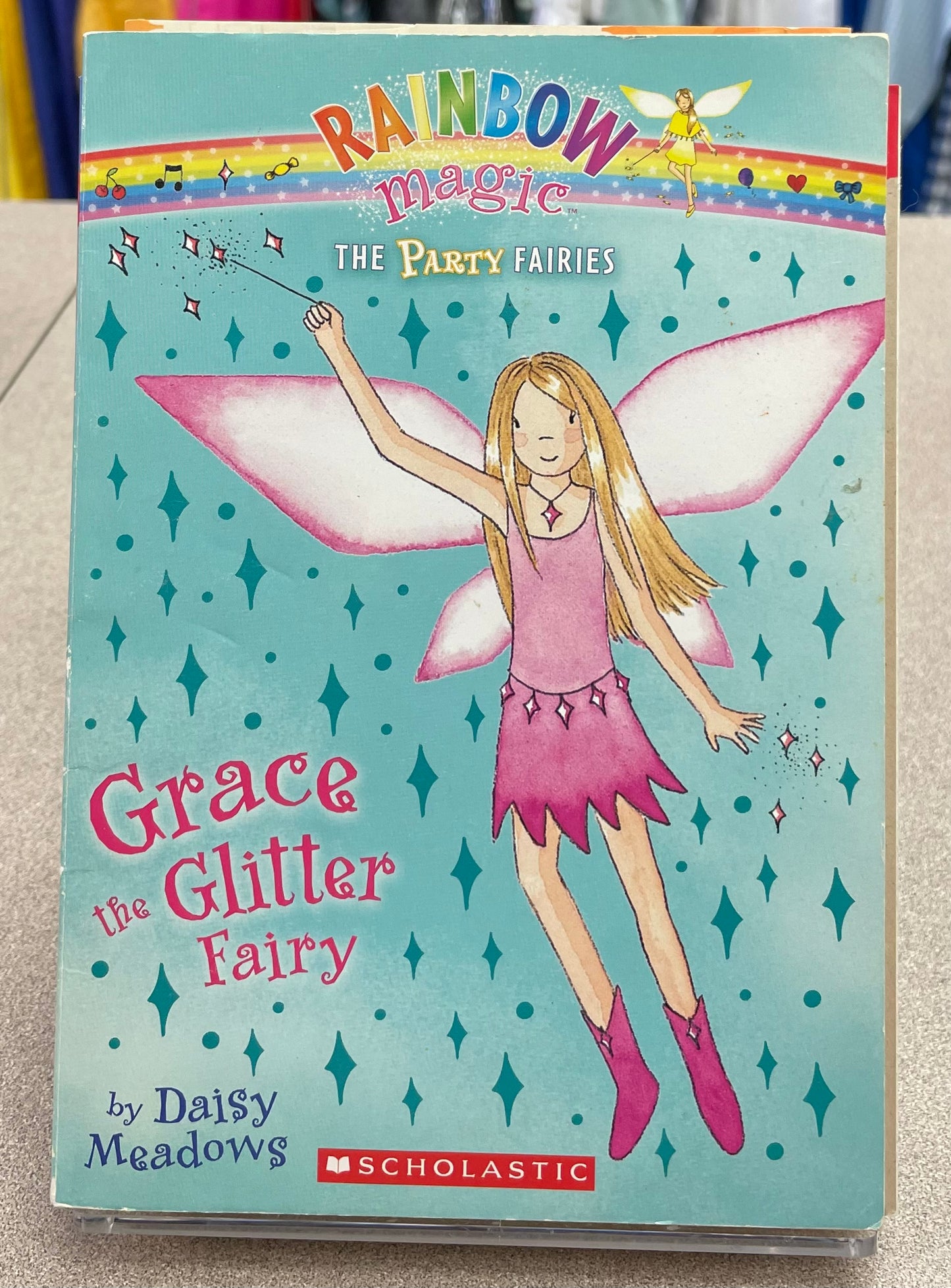Multi Rainbow Magic Grace, Paperback