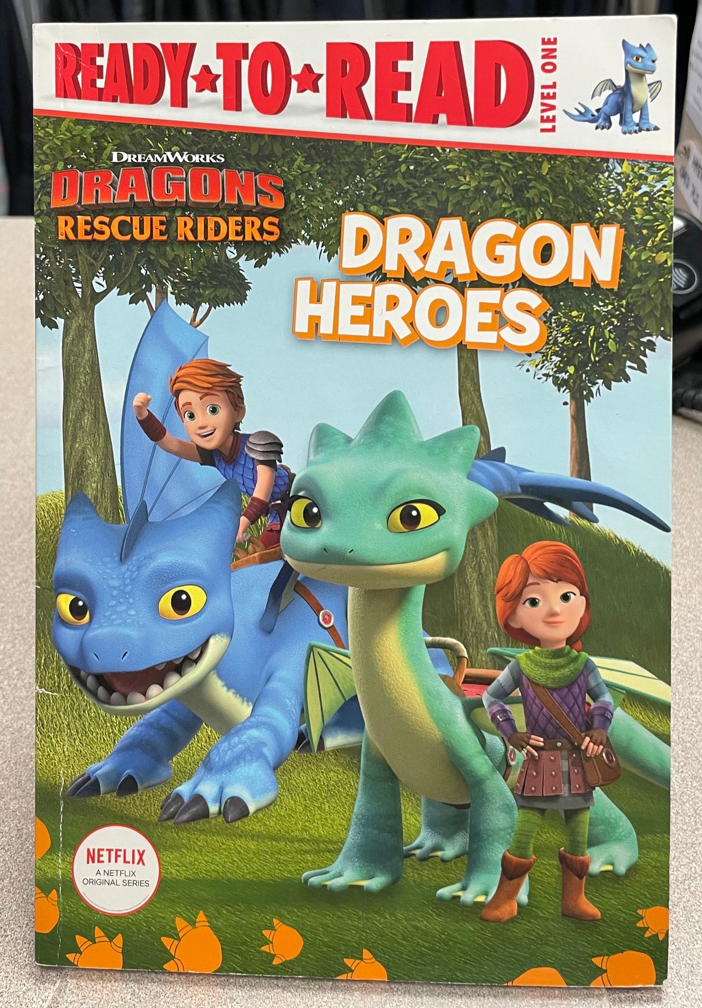 Multi Dragon Heroes, Paperback