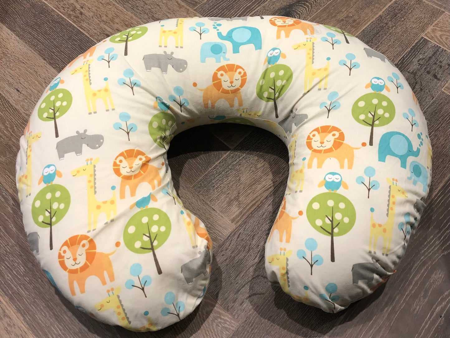 Cream Boppy Nursing Pillow, Woodland