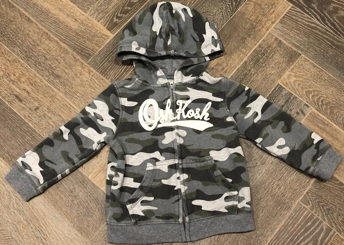 Camo Oshkosh Hoodie, 24M