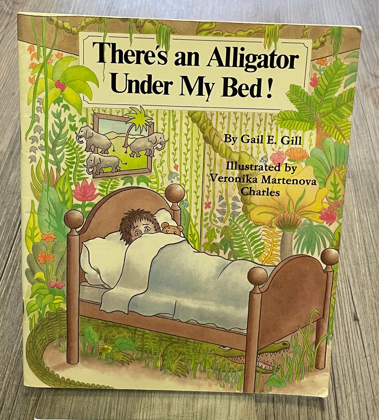 Multi There Is An Alligator, Paperback