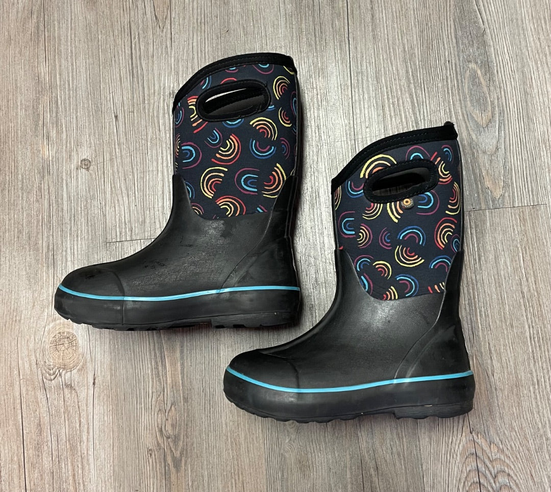 Rainbow Bogs Winter Boots, 1Y