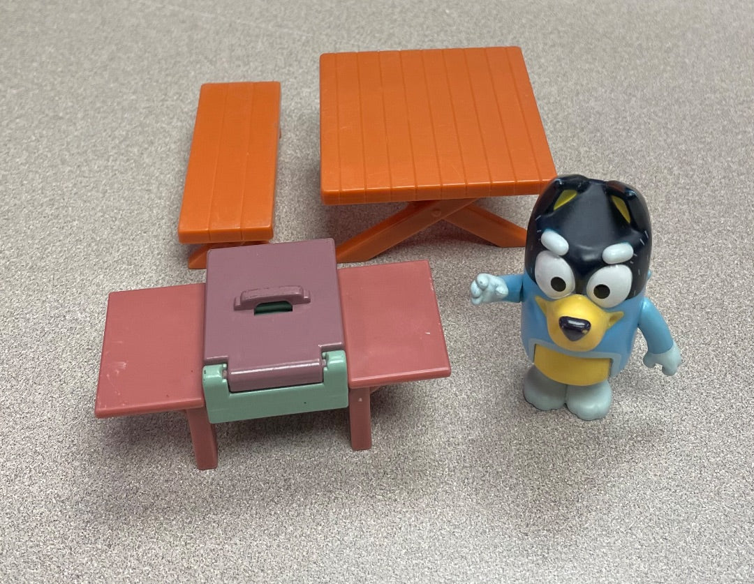 Multi Colour Bluey BBQ Bandit Set, 3Y+