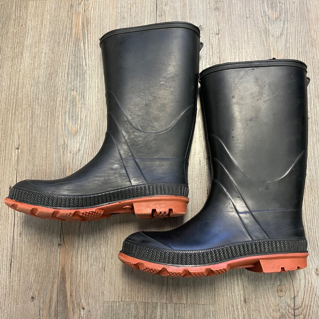 Black Rain Boots, 3Y