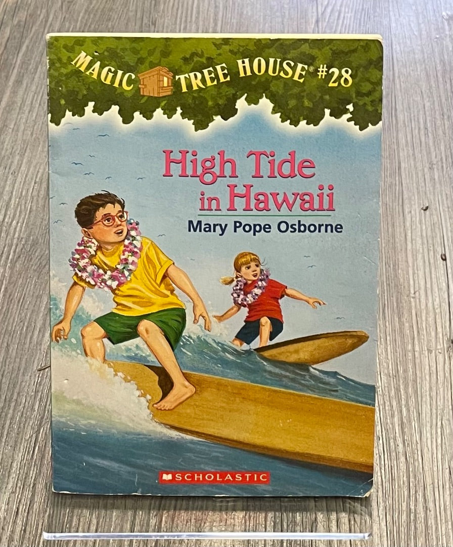 Multi Colour Magic tree house #28, Paperback