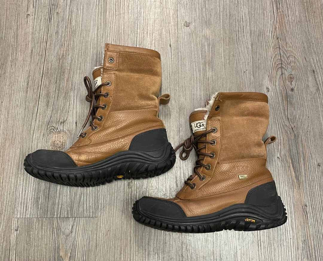 Brown UGG Winter Boots, 5Y