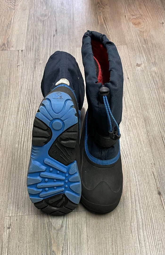 Navy Kamik Winter Boots, 2Y