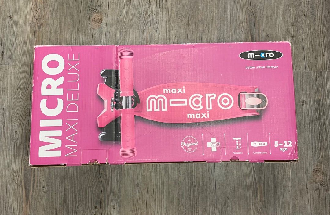 Pink MIcro Maxi Deluxe Scooter, 5-12Y