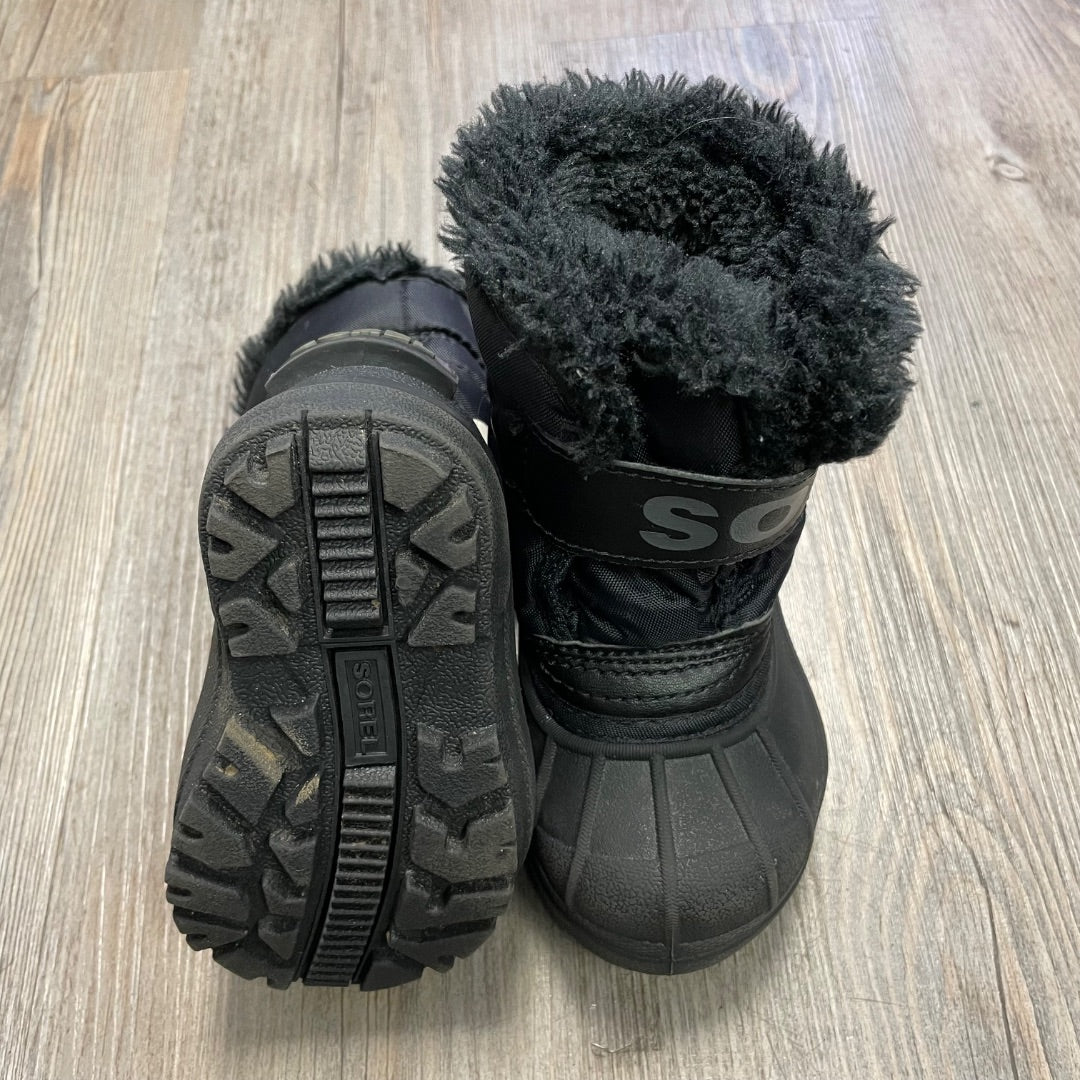 Black Sorel Winter Boots, 5T