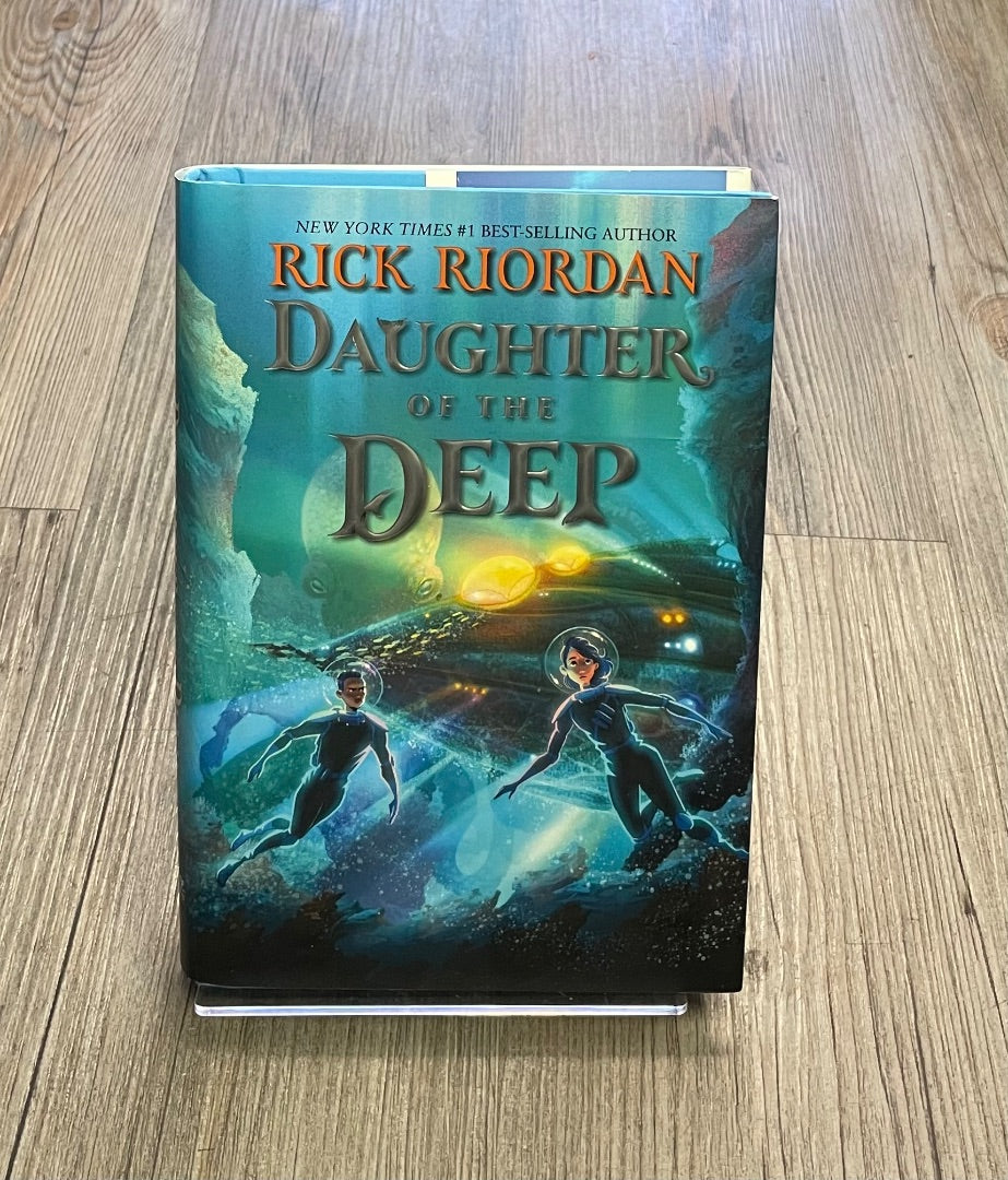 Multi Daughter Of The Deep, Hardcover