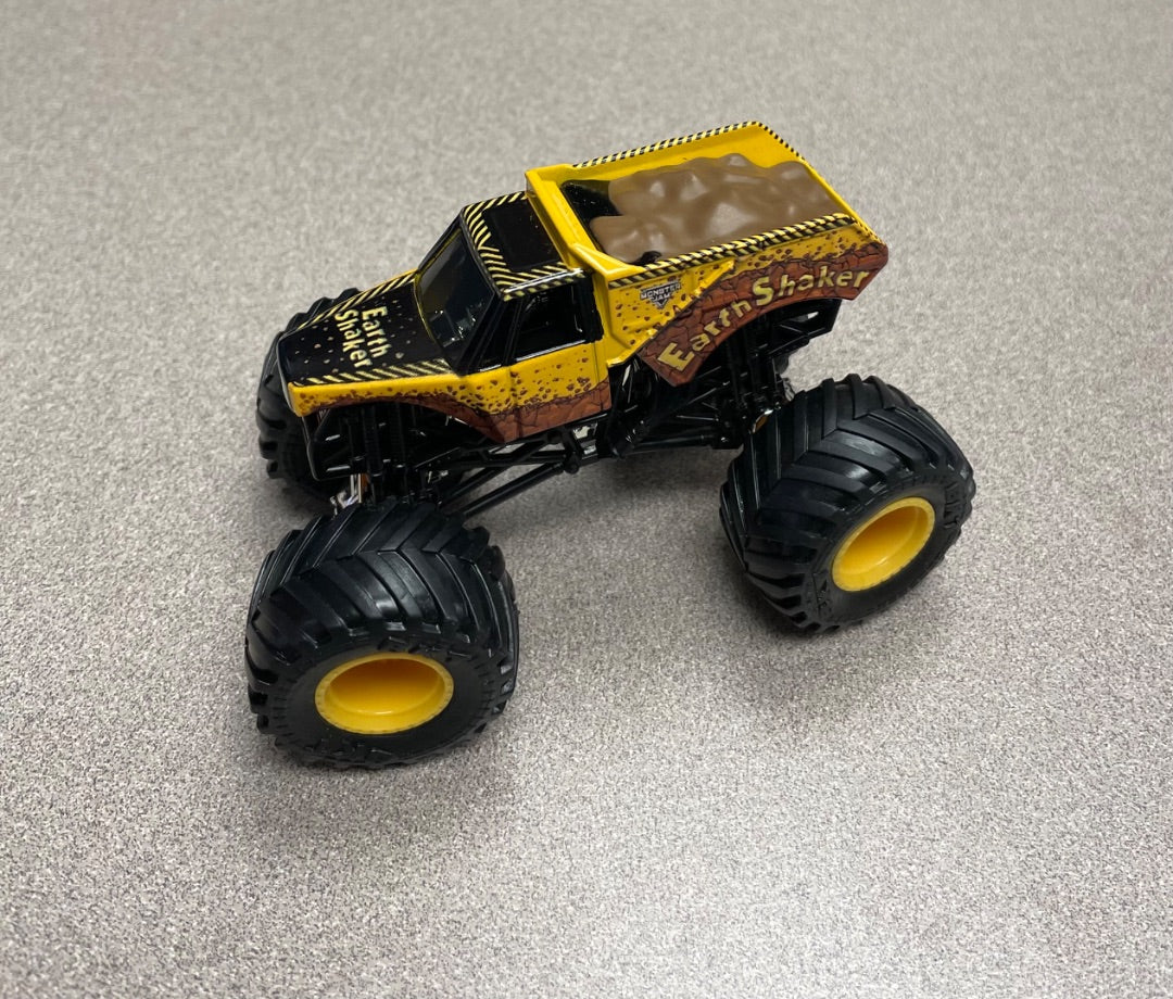 Yellow Monster Truck Earth Shaker, 3Y+