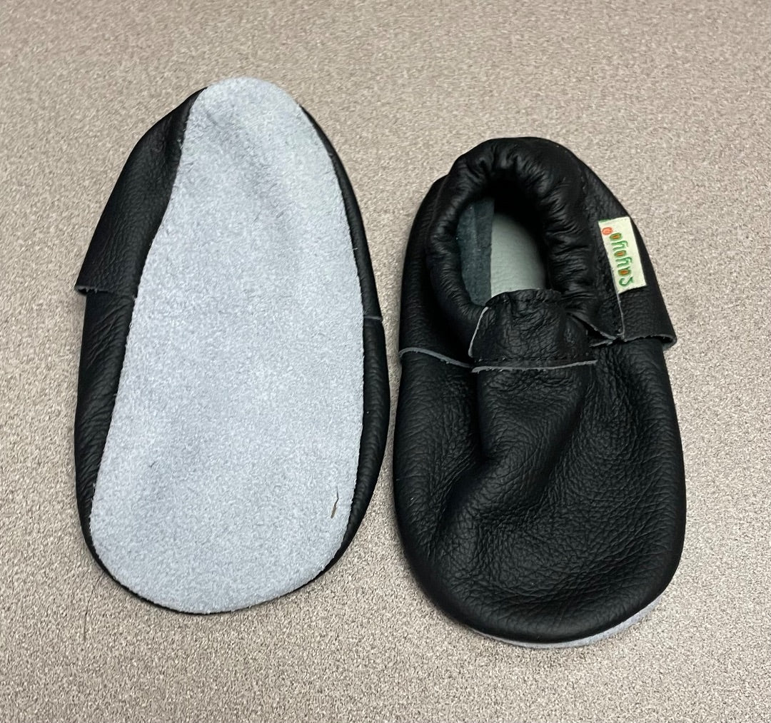 Black Sayoyo Baby Shoes, 12-18M
