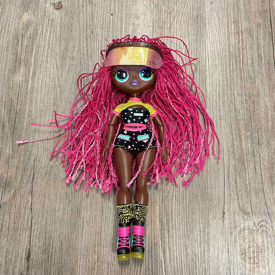 Pink Hair LOL OMG Virtuelle Doll, 9 Inch