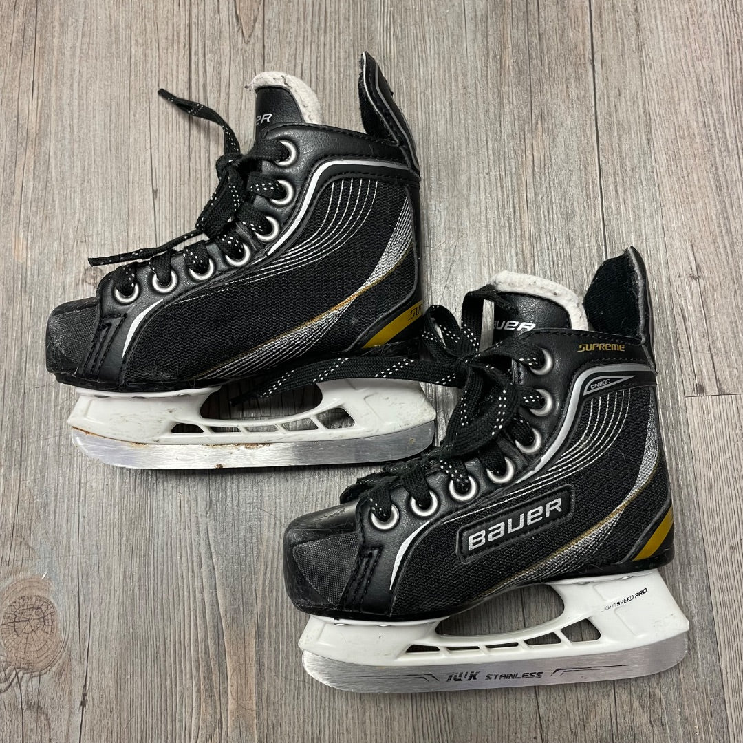 Black Bauer Supreme Hockey, 9T