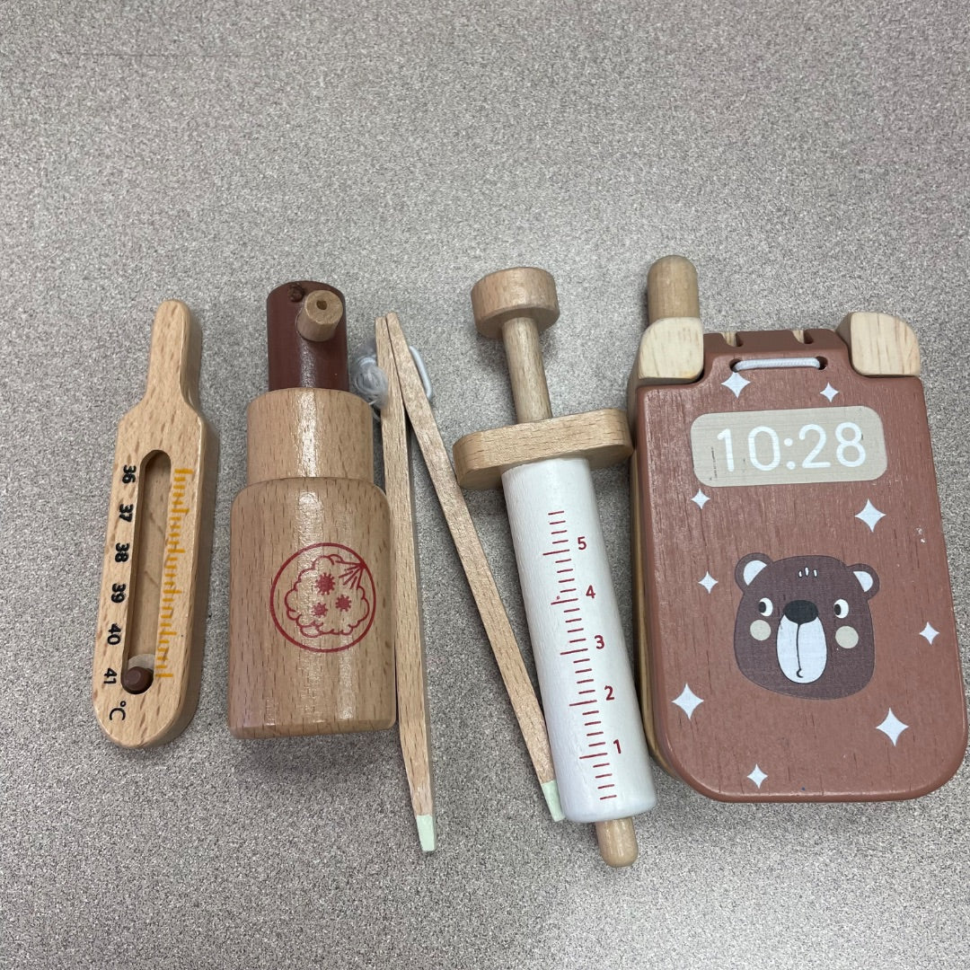 Brown 5PCS Assorted Wooden Toys, Pre-owned