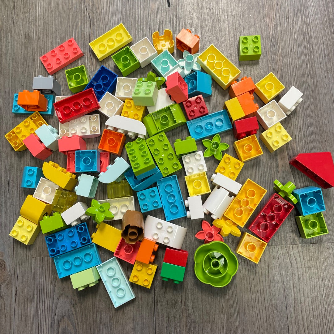 Multi Colour Assorted lego Duplo, Pre-owned