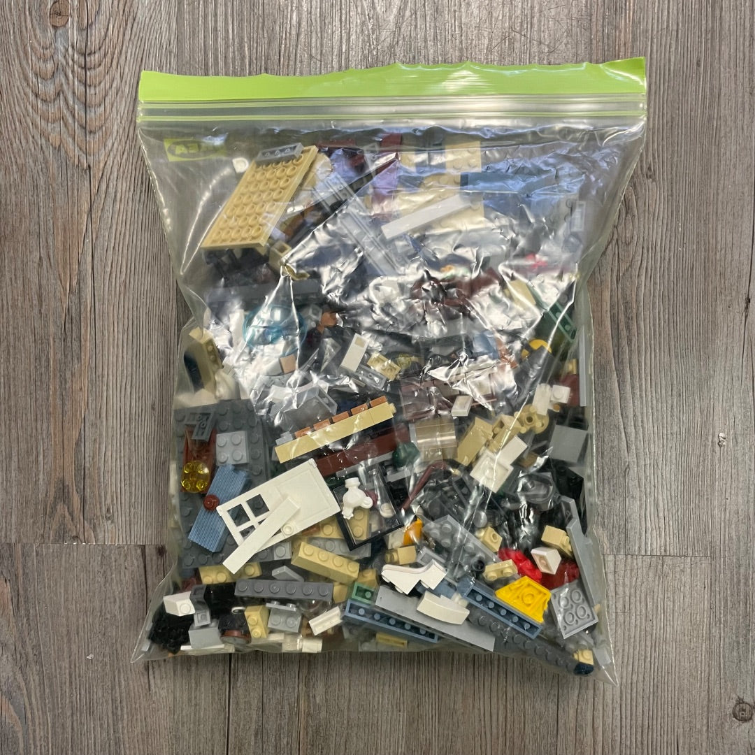 Multi Colour Assorted Bag Of lego, Pre-owned