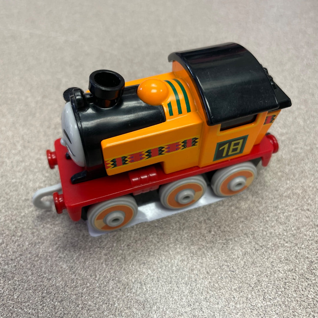 Orange Thomas Nia Trackmaster, 3Y