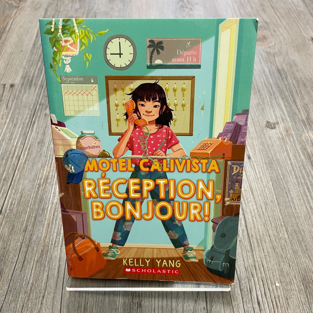 Multi Colour Motel Calivista reception BonJour!, Paperback
