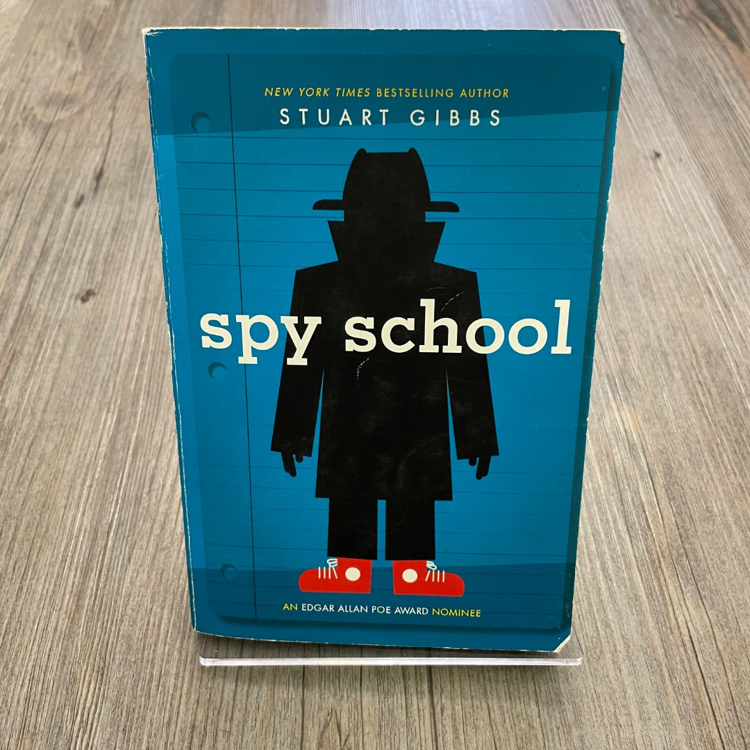 Blue Spy School, Paperback