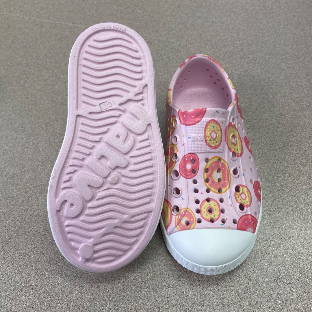 Barely Pink Donut Native Jefferson Child, C7