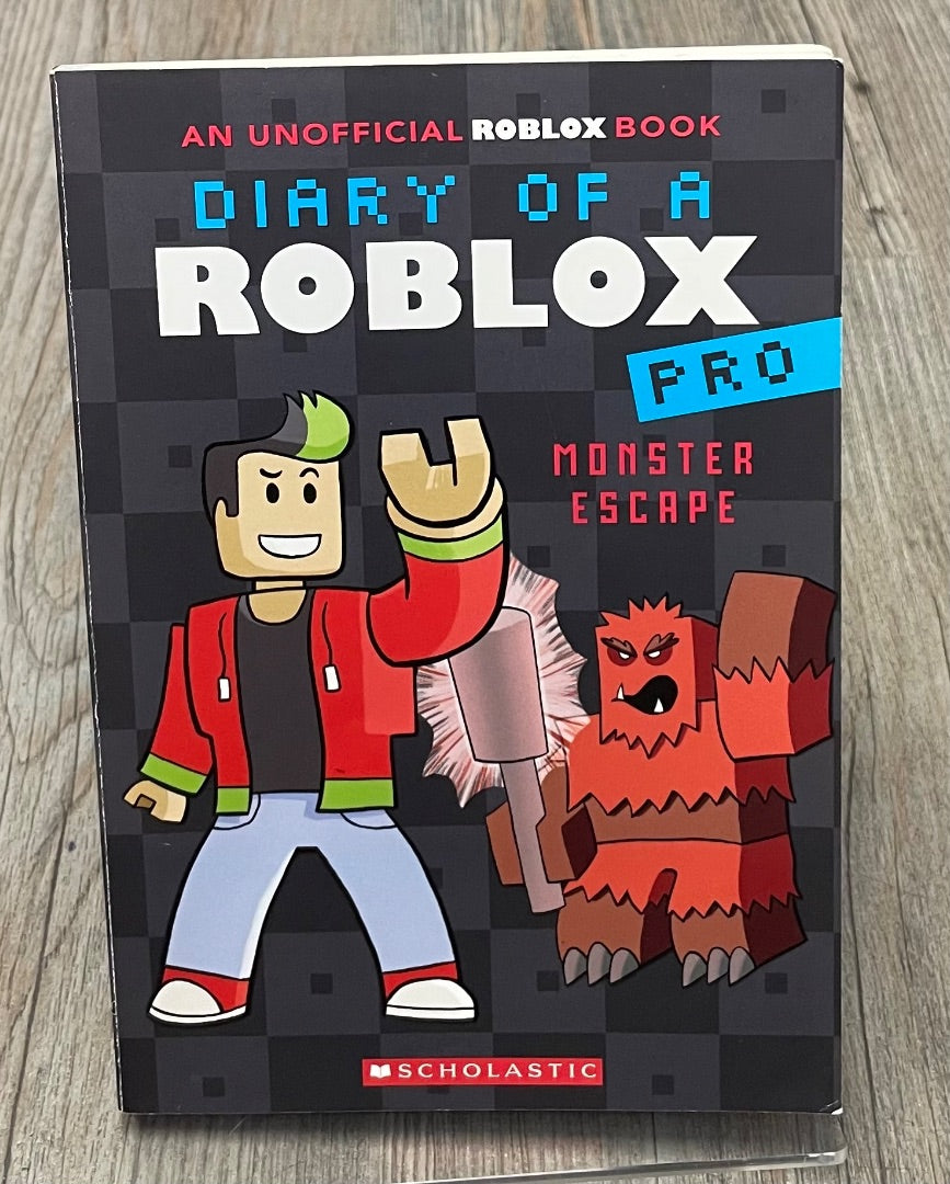 Multi Colour Scholastic Diary Of A Roblox, Paperback