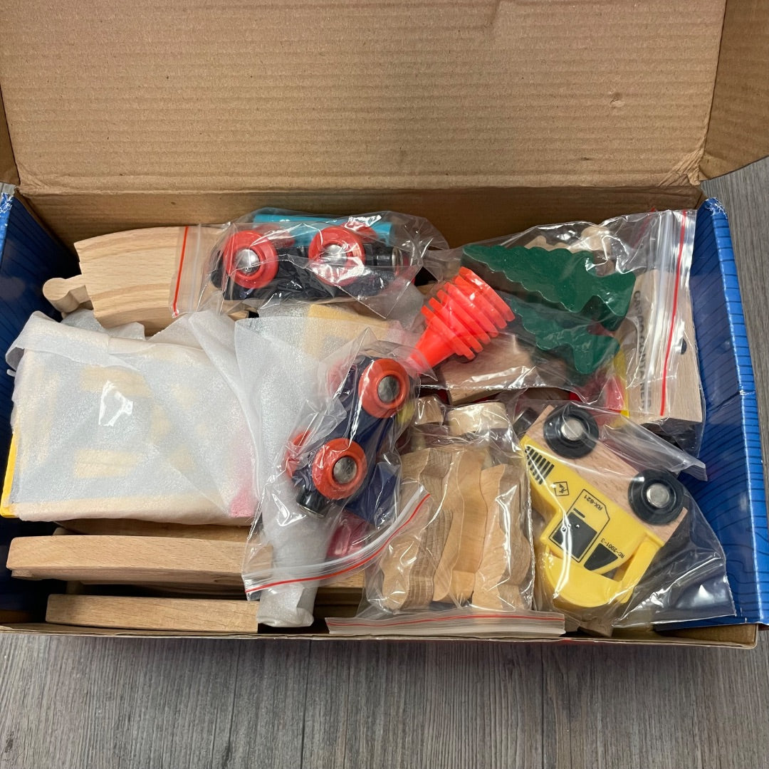 Wooden Crane Train Set, 3Y+
