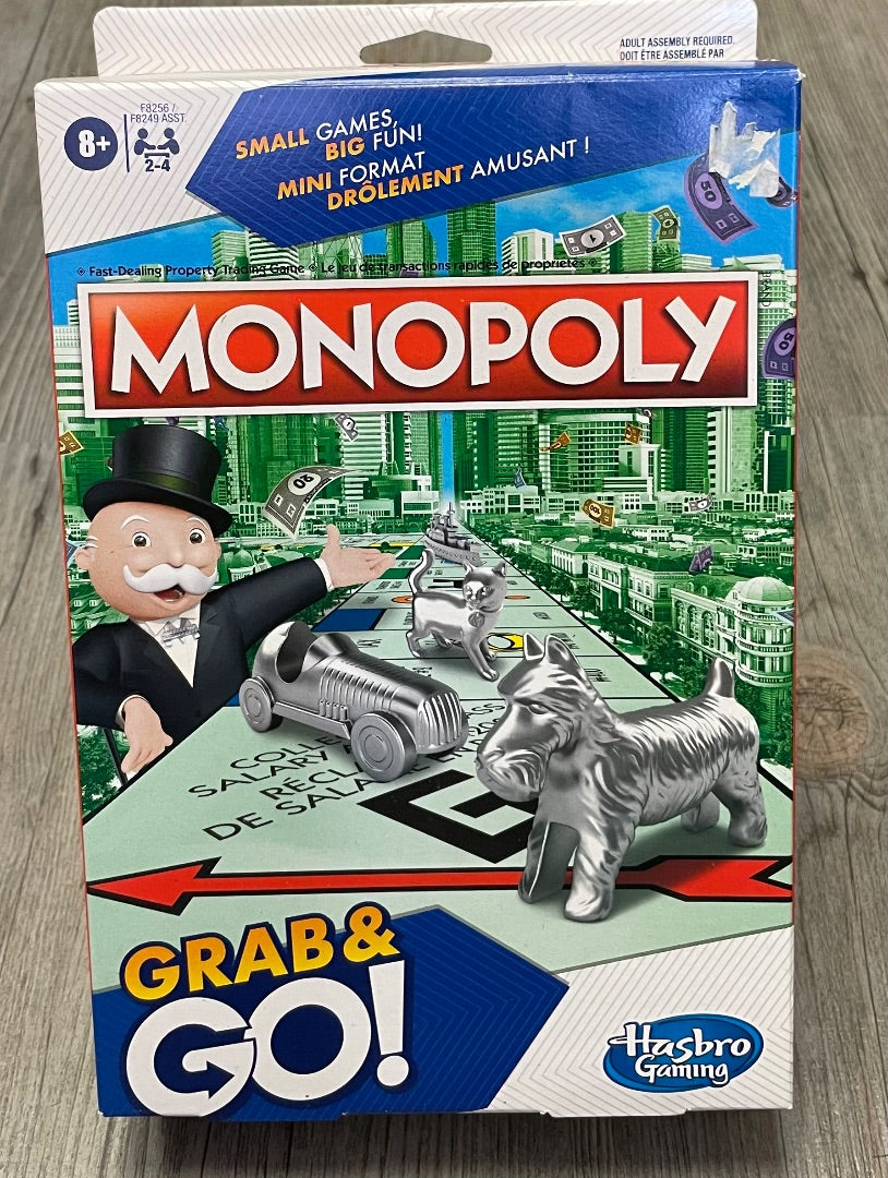 Multi Colour Monopoly Grab & Go!, 8Y